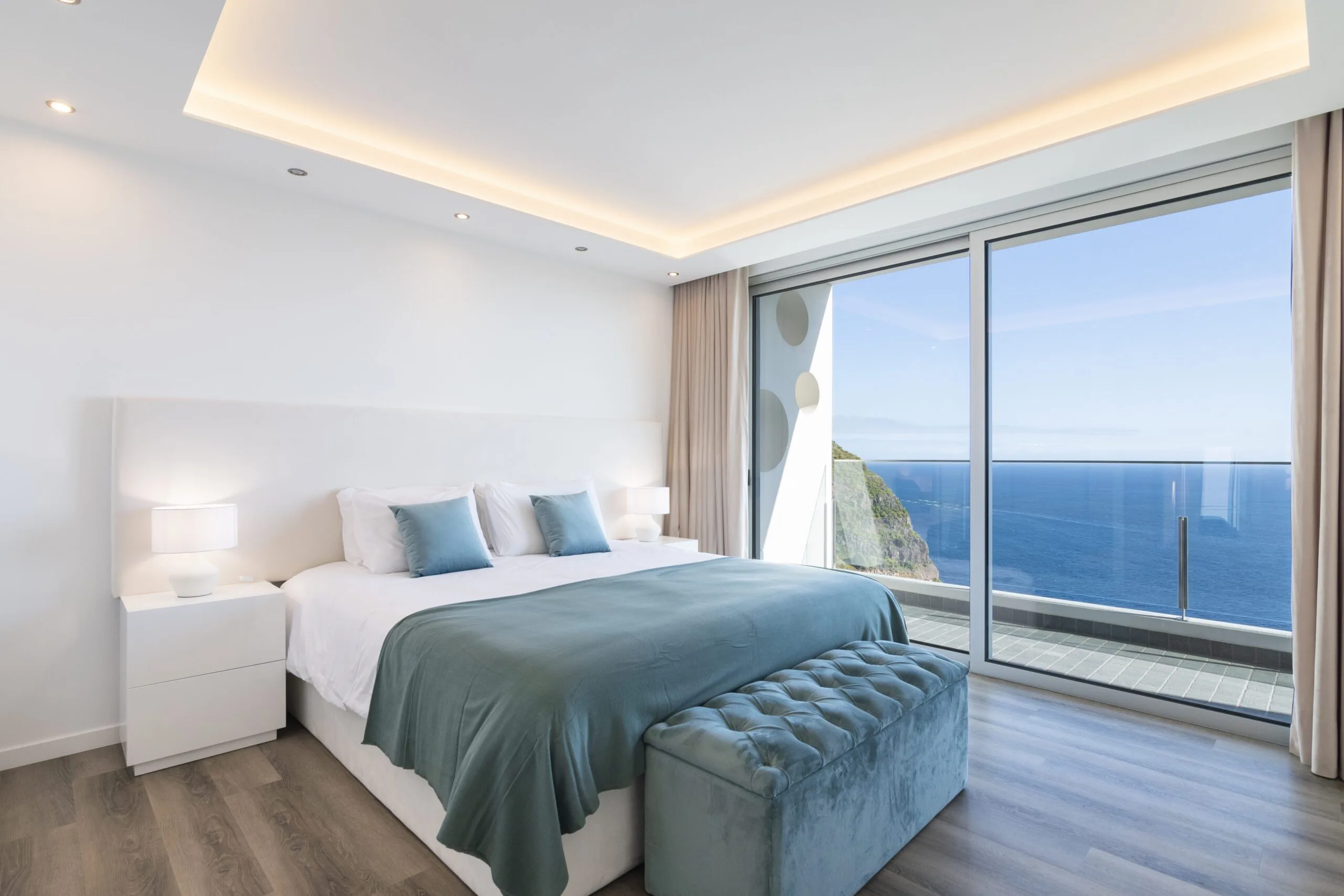Villa Seaview | Elegant Luxury Interior Design Madeira 2025 4 DSC8469 HDR scaled