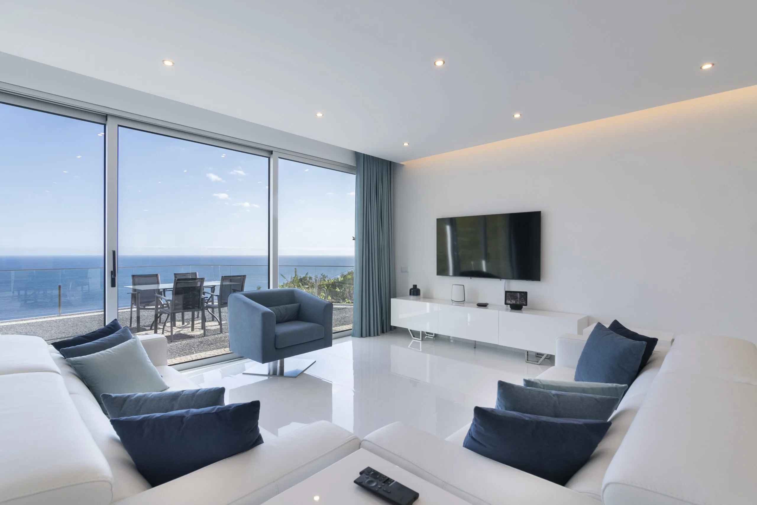 Interior Design Madeira | Alicia Rodrigues Studio 16 DSC8508 HDR scaled